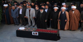 Imam Khamenei led the funeral prayer for Ayatollah Emami Kashani